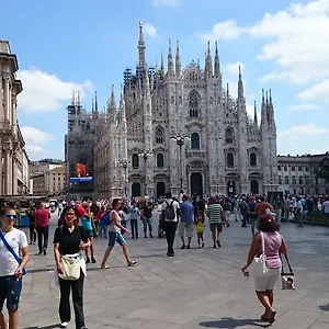 Appartamento Flat In Duomo, Milano