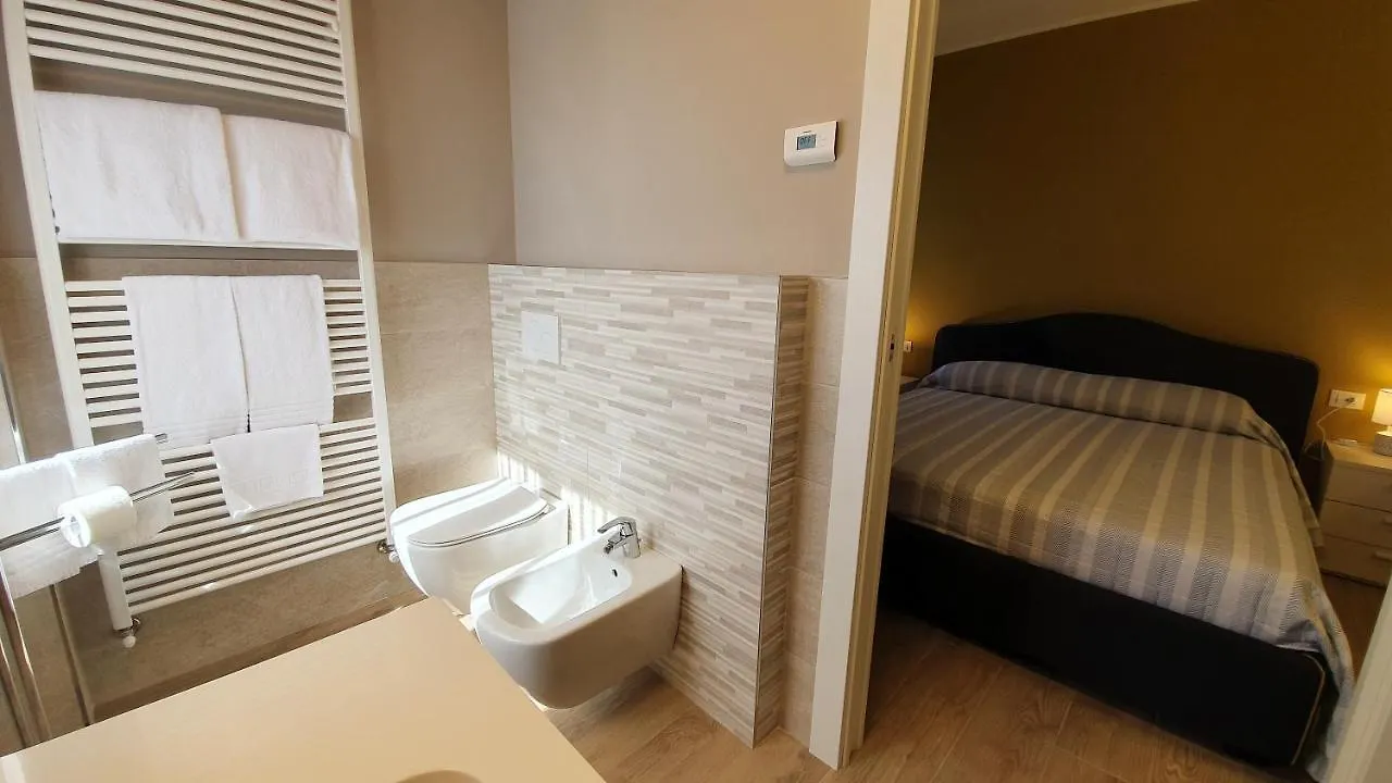 Apartment Appartamenti Moonlight Seriate